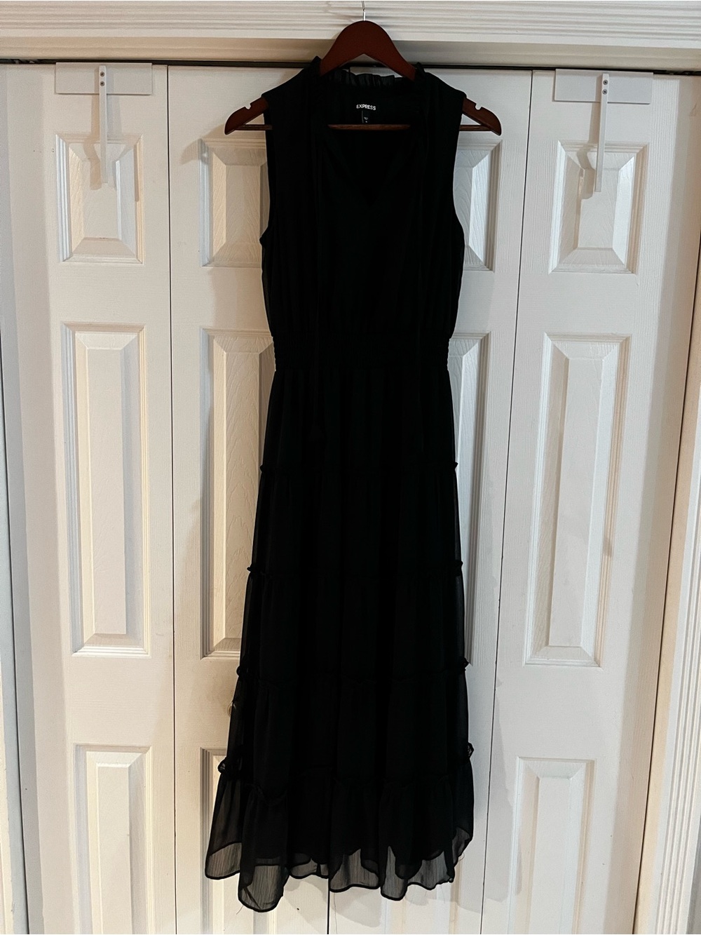 Tiered Black Sleeveless Boho Maxi Dress with Elastic Waist by Express Medium
